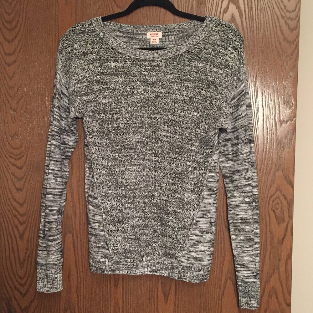 Grey Medium Long Sleeve Top